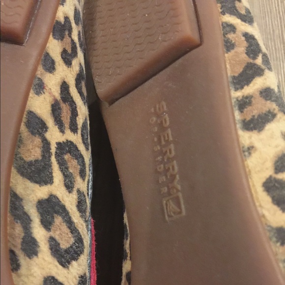 Sperry Raspberry Leopard Flats - Size 6.5 - Picture 5 of 7